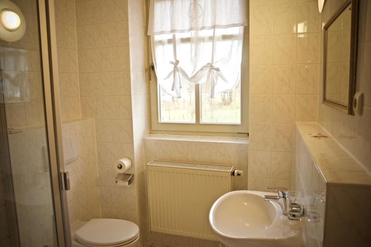 Seehotel Huberhof Oberuckersee Room photo